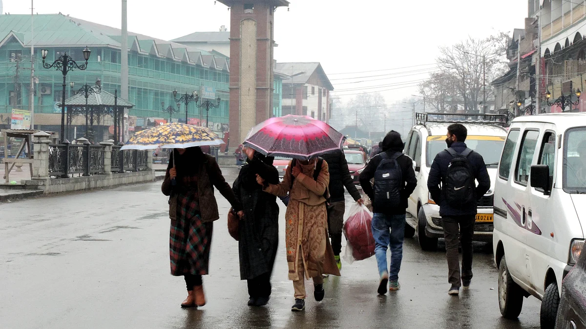 کشمیر کا موسم / تصویر یو این آئی