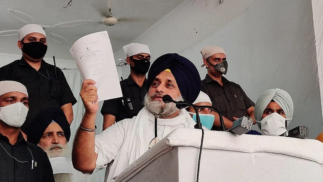 شرومنی اکالی دل کے لیڈر سکھبیر سنگھ بادل / تصویر آئی اے این ایس