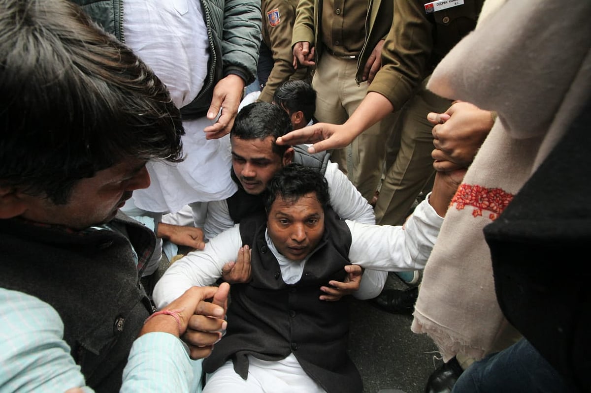 تصویر قومی آواز/ویپن