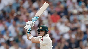 ٹسٹ کرکٹ میں اسمتھ کی تیز ترین 27 سنچریاں، تیز گیند باز جوزہیزل نے پورے کیے 300 وکٹ