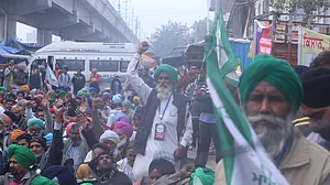 کسان مظاہرین کے ذریعہ شاہراہ جام کرنے کے خلاف سپریم کورٹ پہنچی ہریانہ حکومت