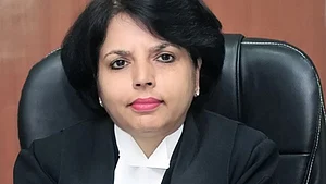 ہیما کوہلی نے تلنگانہ ہائی کورٹ کی پہلی خاتون چیف جسٹس کے طور پر لیا حلف