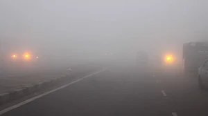 دہلی-این سی آر میں ٹھنڈ میں ہو رہا ہے اضافہ، کئی ریاستوں میں کہرے کو لے کر الرٹ جاری