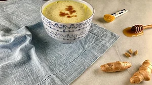 بہتر قوت مدافعت کے لیے ہلدی کی آمیزش والا ’اونٹنی کا دودھ‘ لانچ