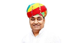 رام مندر چندے کے لئے صنعت کاروں کو دھمکایا جا رہا ہے: ڈوٹاسرا
