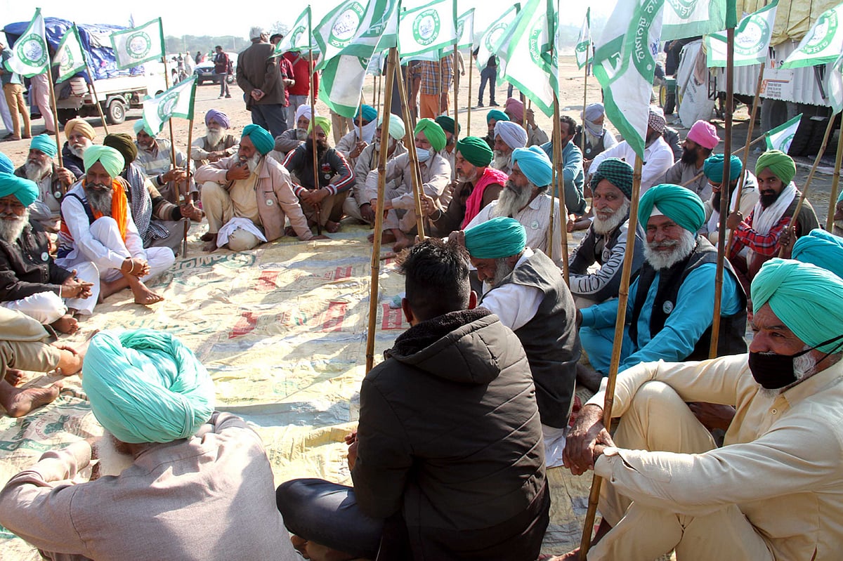 وسنت پنچمی: غازی پور بارڈر پر کسانوں نے کیا ’ہَوَن‘، اب ’ہولیکا دَہن‘ کی تیاری!