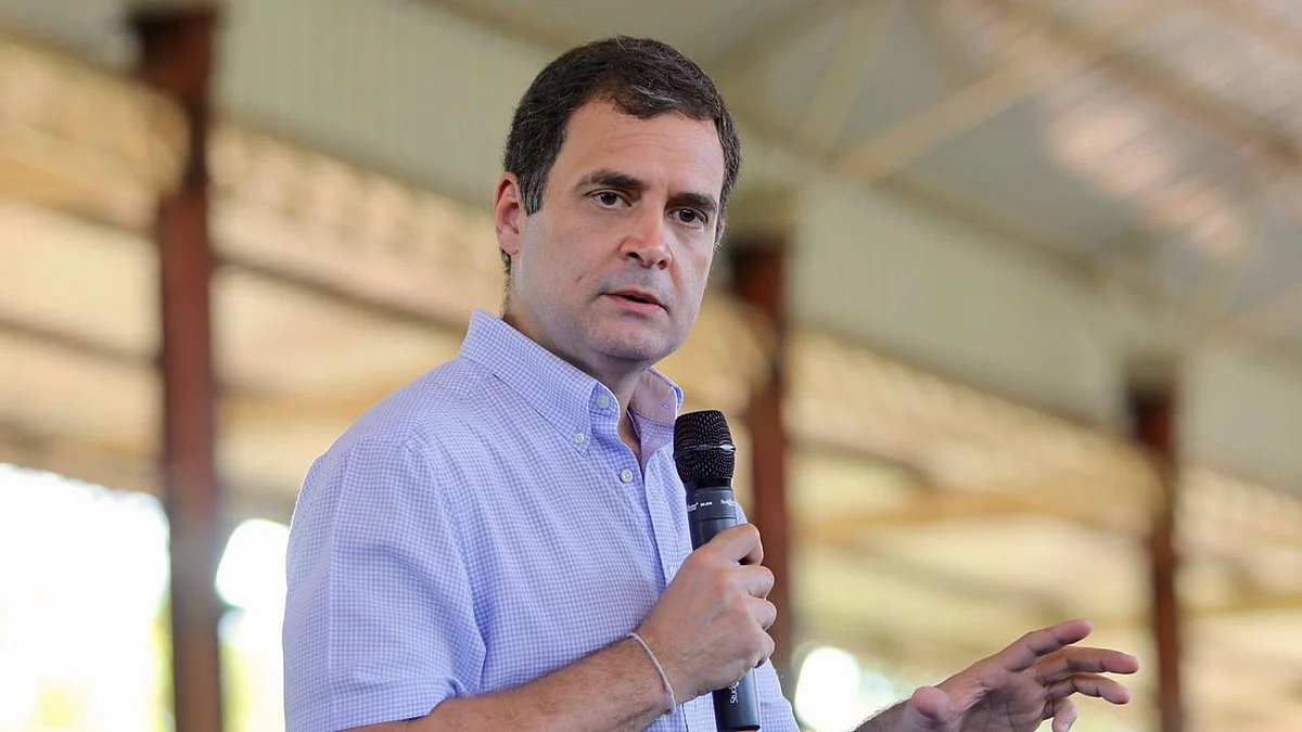 تمل ناڈو میں راہل گاندھی / تصویر بشکریہ ٹوئٹر / @INCIndia