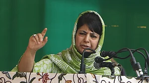 بے گناہوں کو مارنے سے کوئی مسئلہ حل نہیں ہوگا: محبوبہ مفتی