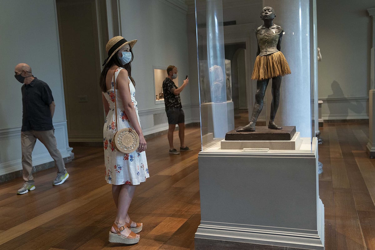 امریکہ میں کورونا سے 4.41 لاکھ سے زیادہ لوگوں کی موت