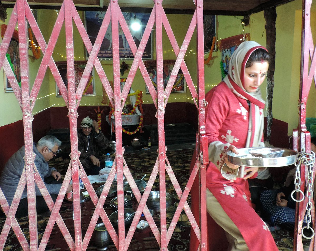 شیتل ناتھ مندر، تصویر یو این آئی