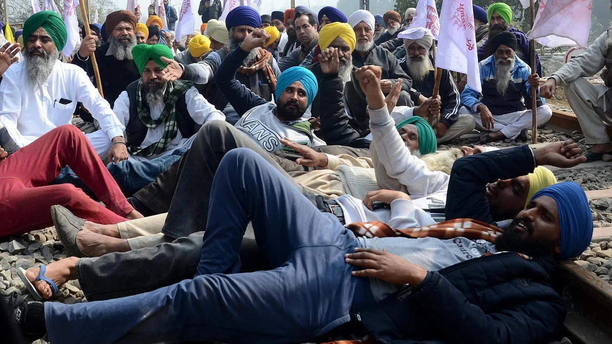 ریل روکو / آئی اے این ایس