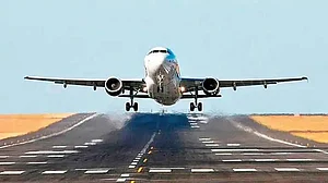 امریکہ: ڈینور میں برفانی طوفان سے تباہی، دو ہزار سے زیادہ پروازیں منسوخ