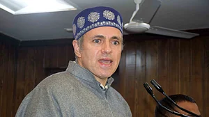 کورونا ویکسین کا ضائع ہونا حکومت کے لئے باعث شرمندگی: عمر عبداللہ