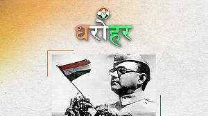دھروہر سیریز: ’واٹس ایپ یونیورسٹی‘ کے خلاف نیتاجی سبھاش چندر بوس پر ڈاکومنٹری جاری