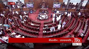 کسانوں کے معاملہ پر ایوان بالا میں ہنگامہ، وقفہ صفر و سوالات نہیں ہو سکے