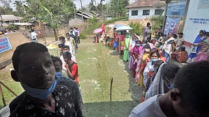 آسام اور بنگال میں اسمبلی انتخابات کے لئے دوسرے مرحلے کی ووٹنگ جاری