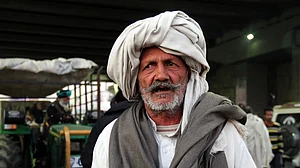 ہم آکسیجن کی گاڑیاں نہیں روک رہے، نہ ہی ہم نے سڑک جام کی: کسان مورچہ