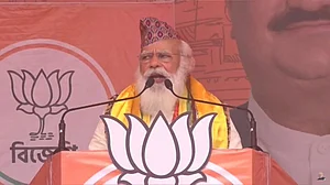 بنگال میں تشہیر کرتے وزیر اعظم مودی / ٹوئٹر