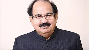 کانگریس کے سینئر لیڈر اور دہلی کے سابق وزیر ڈاکٹر اے کے والیہ کا انتقال