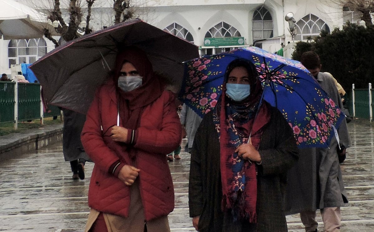 انتظامیہ کورونا کی موجودہ لہر سے نمٹنے کے لئے تیار ہے، ضلع مجسٹریٹ سری نگر اعجاز اسد