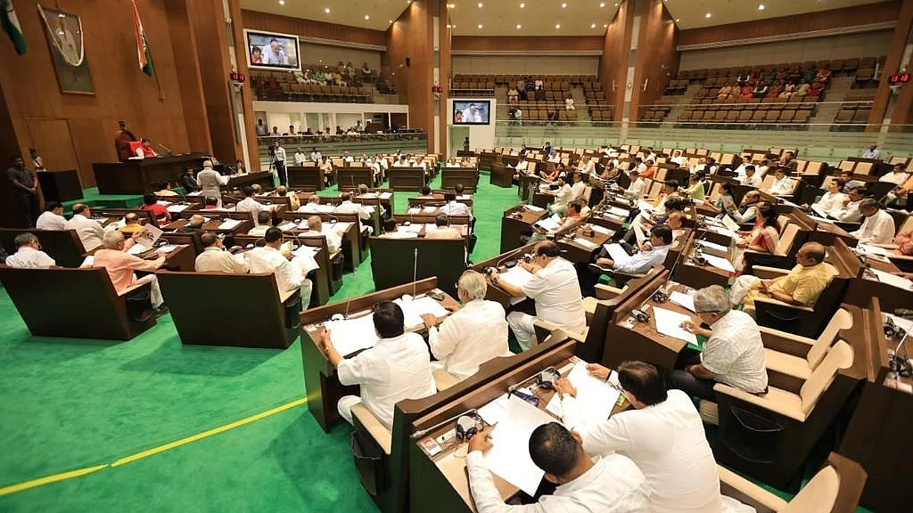 گجرات اسمبلی / آئی اے این ایس