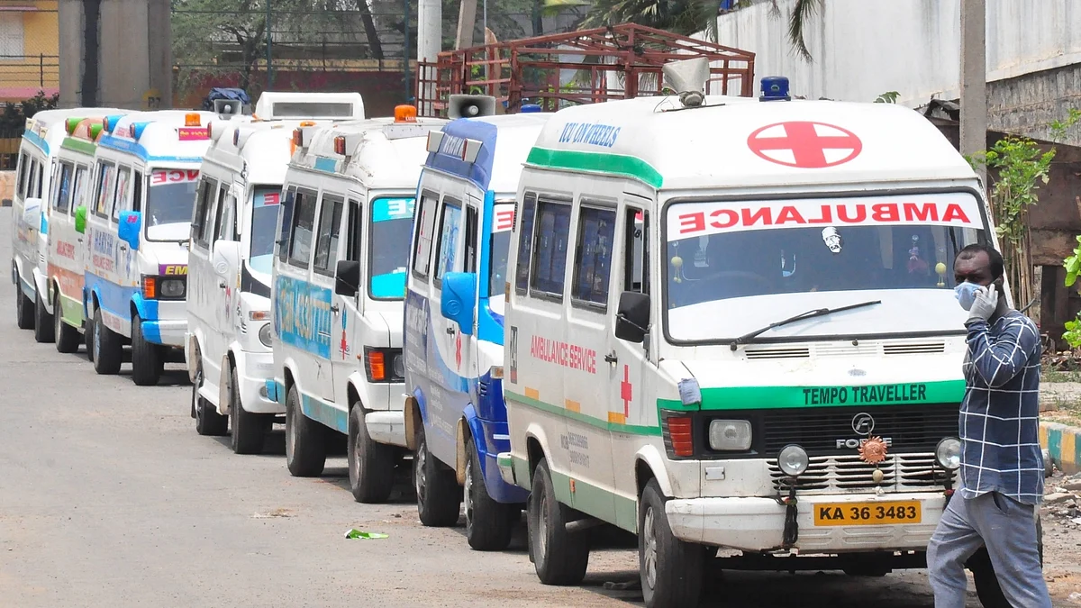 ایمبولنس کی علامتی تصویر / آئی اے این ایس