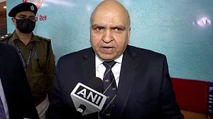کووڈ کی وجہ سے ریل خدمات میں کوئی کٹوتی نہیں ہوگی: ریلوے بورڈ چیئرمین