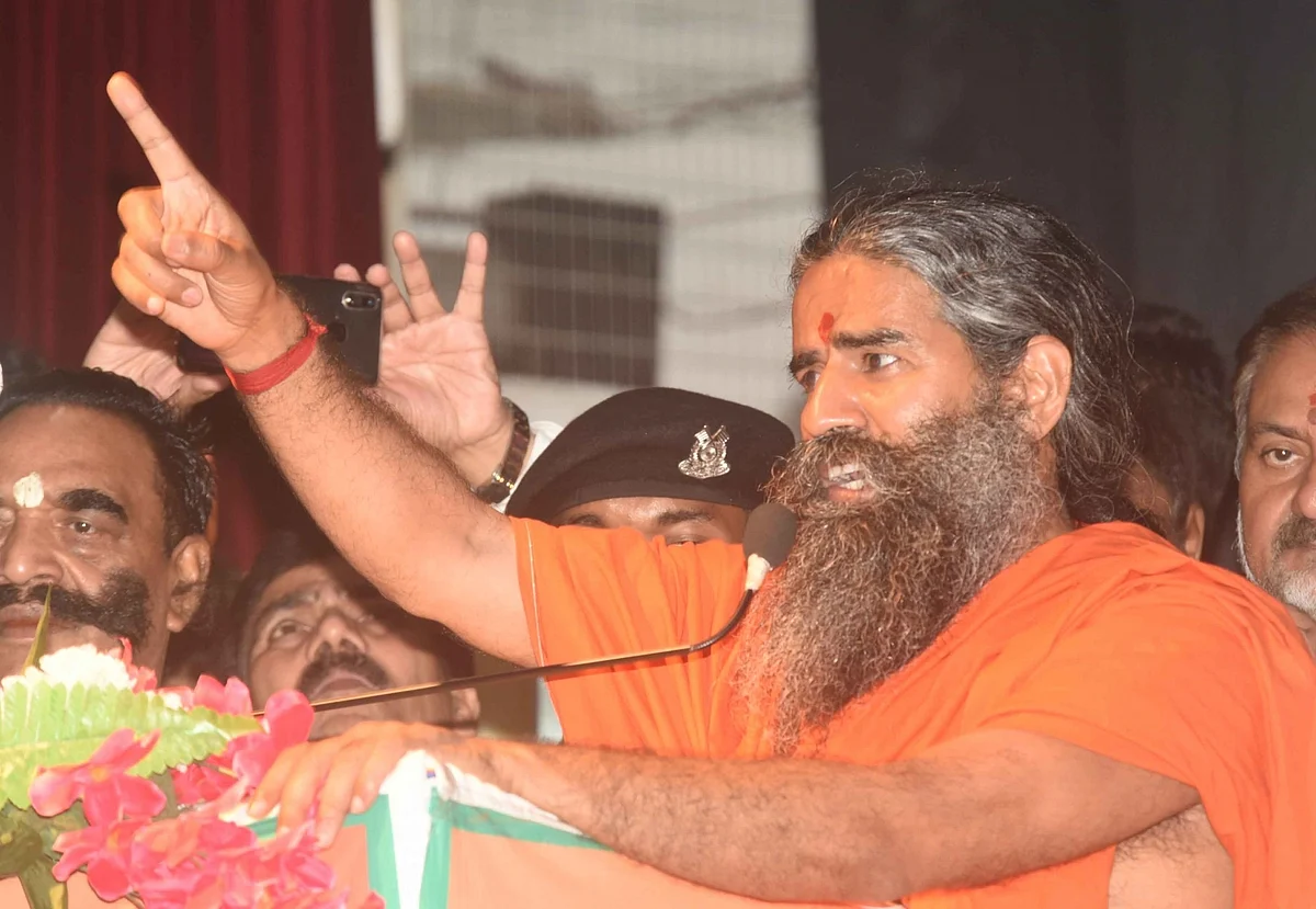 ڈاکٹروں کے یومِ سیاہ کے دوران بابا رام دیو کا بلیک فنگس کی دوا تیار کرنے کا دعویٰ!