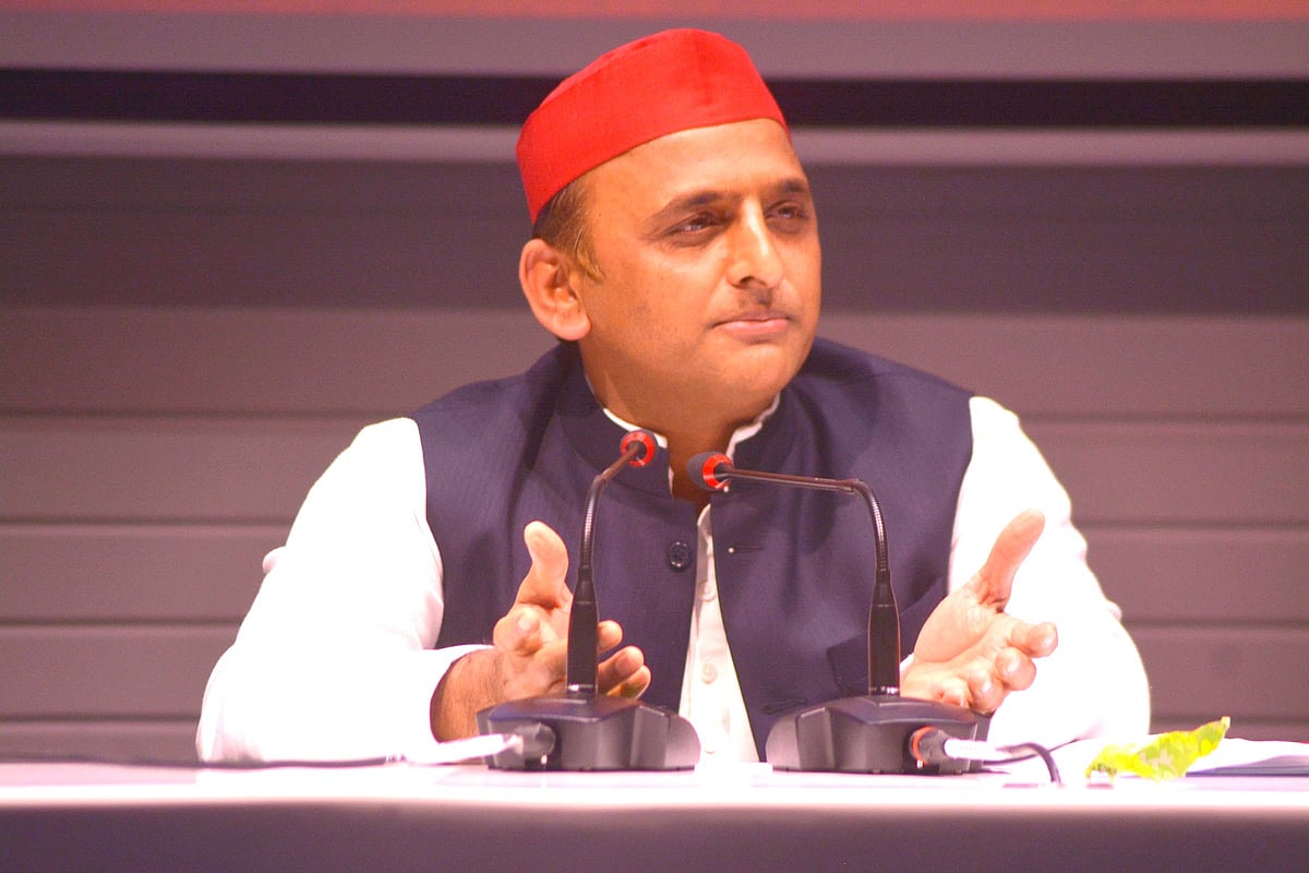 یو پی کے 24 اضلاع میں کورونا سے اموات کی تعداد حکومتی اعداد سے 43 گنا زیادہ: اکھلیش