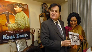 دلیپ کمار اور وجنتی مالا / Getty Images