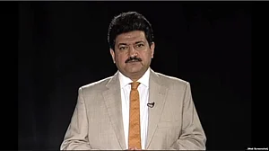 پاکستانی صحافی حامد میر کی فوج اور حکومت کو دھمکی- ’ہمیں گھر میں گھس کر مارا تو آپ کے گھر کی باتیں بتا دیں گے‘