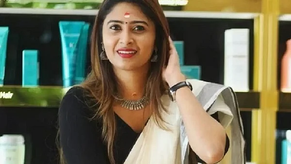 فلمساز اور سماجی کارکن عائشہ سلطانہ