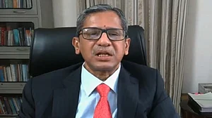 حیدر آباد: 20 سال سے قانونی لڑائی لڑ رہے میاں-بیوی ساتھ زندگی گزارنے پر آمادہ، چیف جسٹس آف انڈیا نے کرائی مصالحت