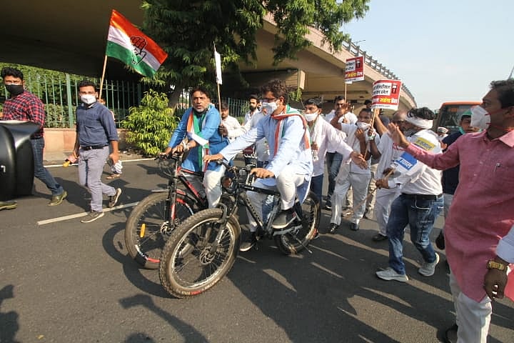 تصویر ویپن/قومی آواز