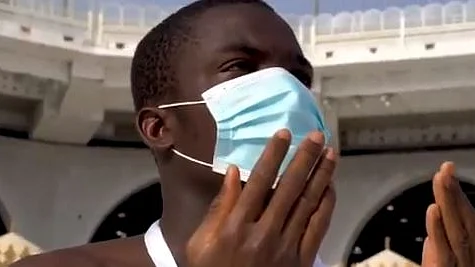 وزارت حج کےٹویٹ کی ویڈیو گریب تصویر