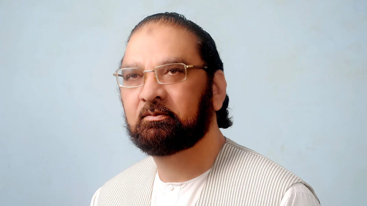 نواز دیوبندی، تصویر فیس بک