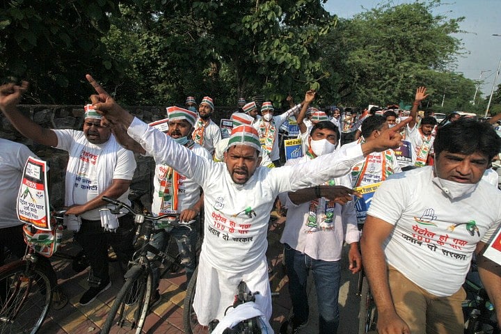 تصویر ویپن/قومی آواز