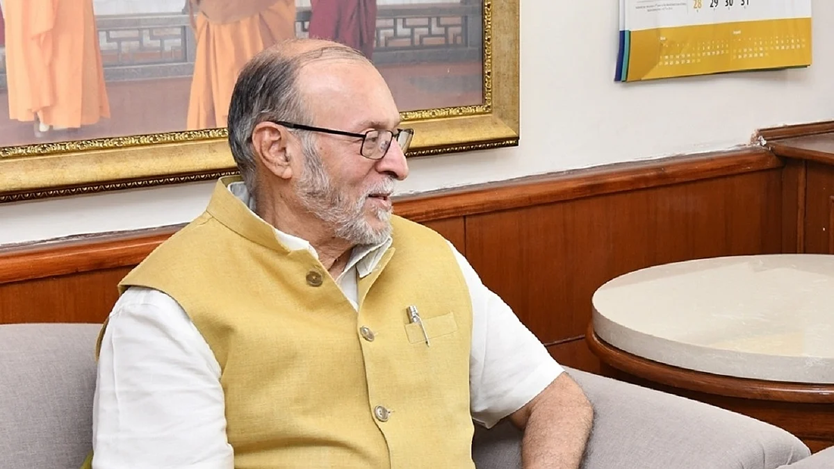 انل بیجل، تصویر آئی اے این ایس