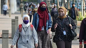 انڈونیشی فوج میں بھرتی، خاتون کا کنوارا ہونا ضروری نہیں