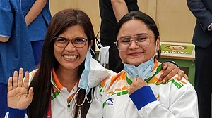 راہل گاندھی نے تمغہ جیتنے پر لکھیڑا اور کتھوریا کو دی مبارکباد