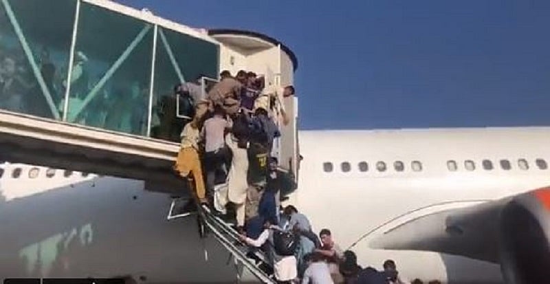 60 سے زائد ممالک نے کی غیر ملکیوں اور افغانیوں کو بحفاظت نکلنے کا موقع دینے کی وکالت