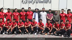 طالبان کے دور میں پہلی افغان کرکٹ ٹیم بنگلہ دیش پہنچی