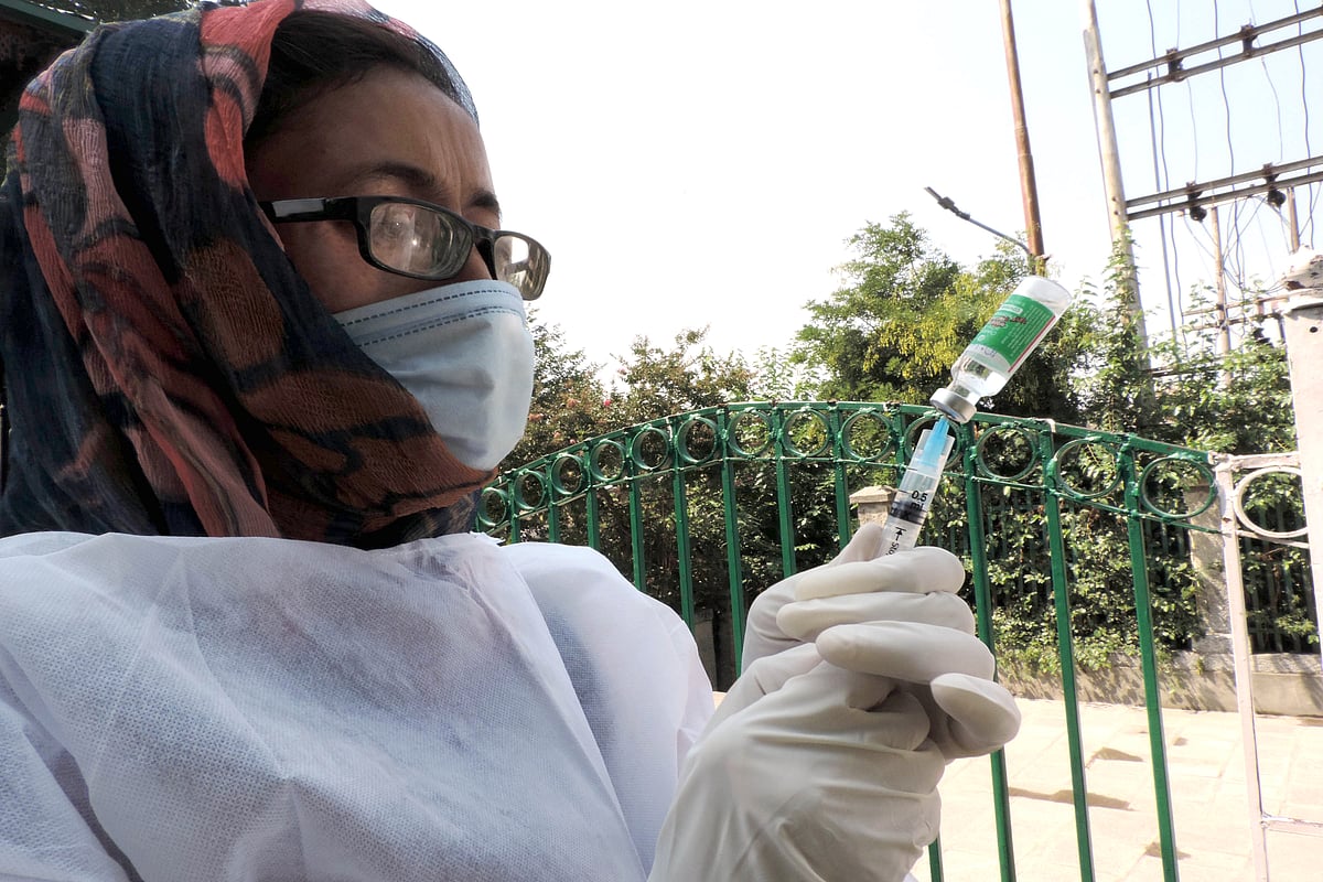 ملک میں گزشتہ 24 گھنٹوں کے دوران 12.30 لاکھ سے زیادہ کووڈ ویکسینیشن