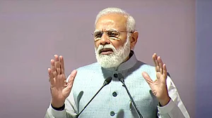 سی اے جی ایک عظیم وراثت، حکومت میں شفافیت بڑھانے میں مددگار: وزیر اعظم مودی