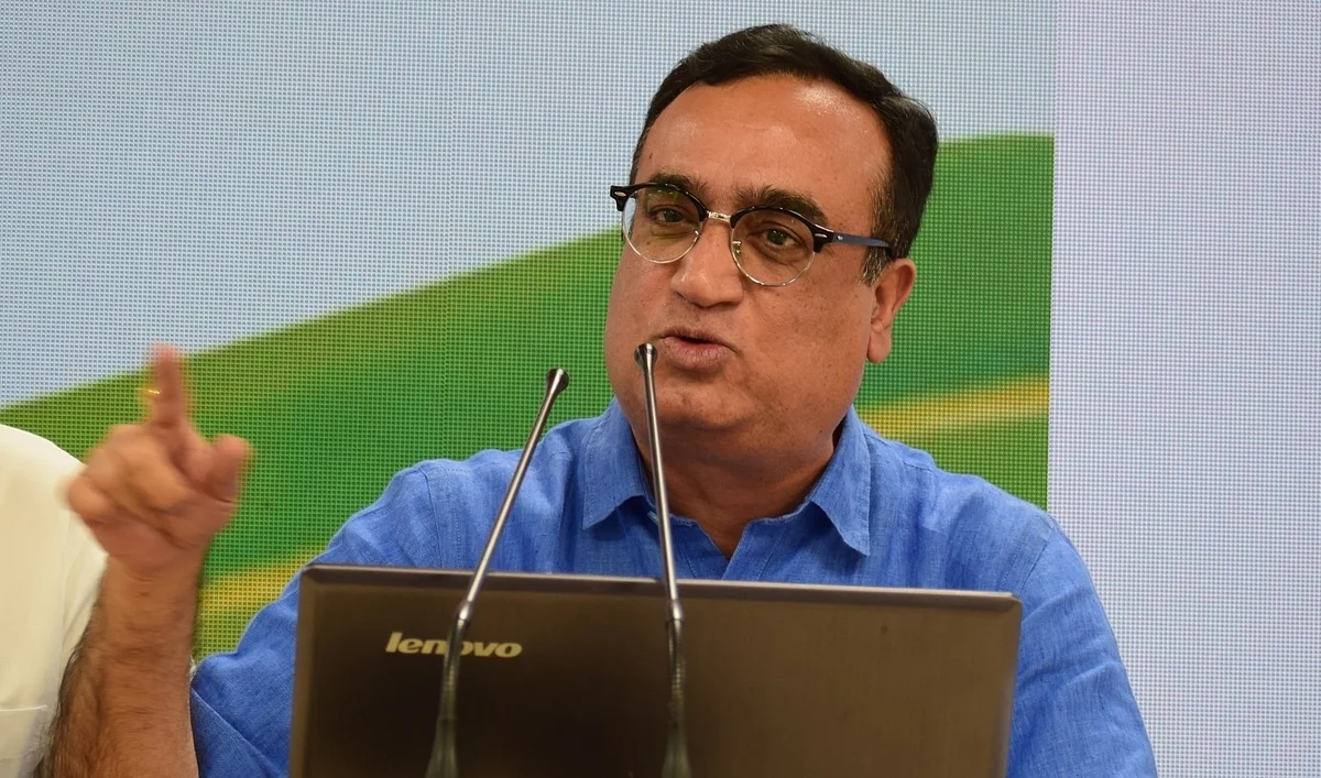 ’ہولی کے بعد دہلی میں پھر بڑھ گئی آلودگی، پی ایم 2.5 کی سطح میں 150 فیصد اضافہ‘، اجئے ماکن کا اظہارِ تشویش