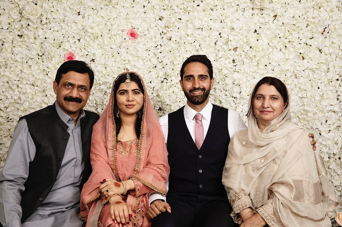 نوبل انعام یافتہ ملالہ یوسف زئی شادی کے بندھن میں بندھ گئیں، نکاح میں کرکٹ کا کیا دخل ہے؟