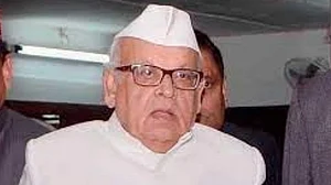 بچوں کو اعلی تعلیم ضرور دیں: سابق گورنر عزیز قریشی