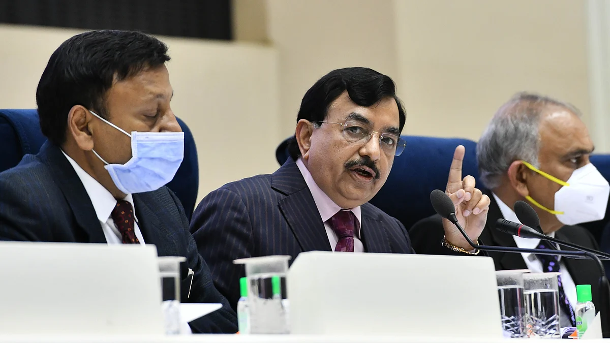 چیف الیکشن کمشنر/ یو این آئی