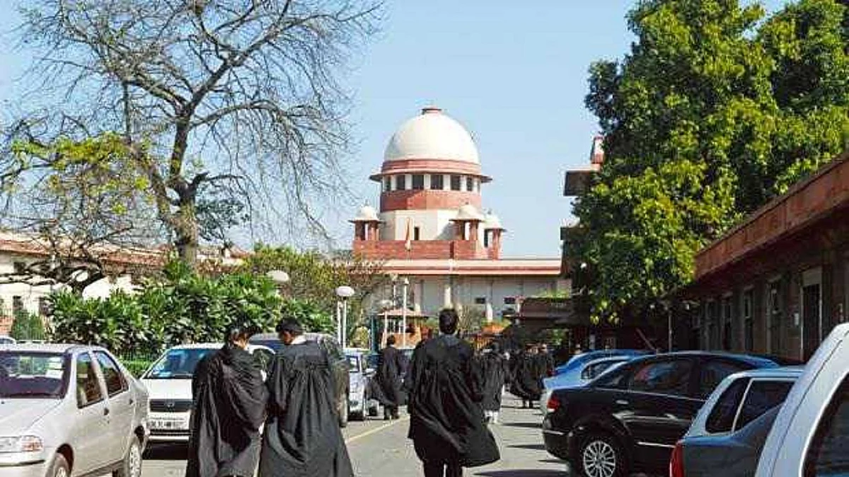 <div class="paragraphs"><p>سپریم کورٹ، تصویر یو این آئی</p></div>