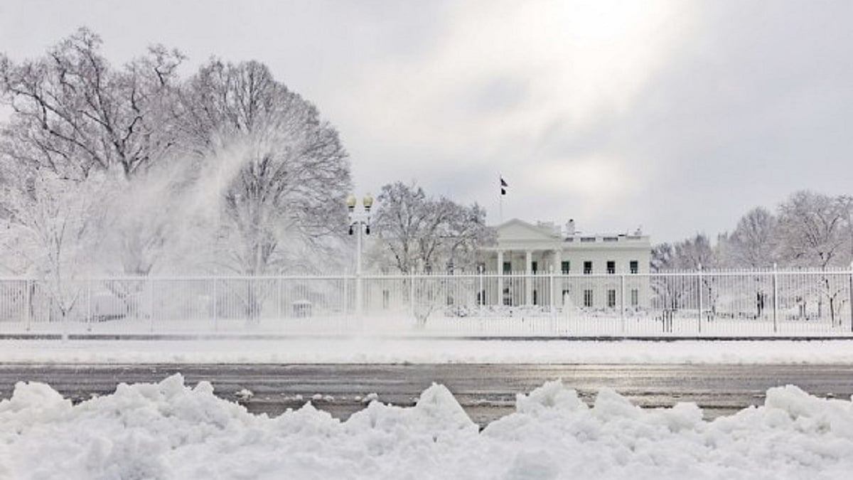 برفانی طوفان، تصویر آئی اے این ایس